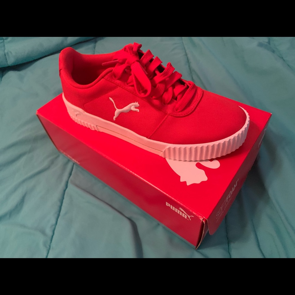 Red Pumas